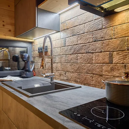 Luxe Timber & Pet Retreat By Interhome * Младе-Буки