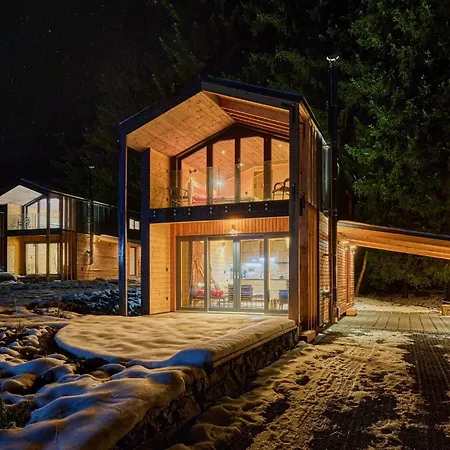 Luxe Timber & Pet Retreat By Interhome Младе-Буки
