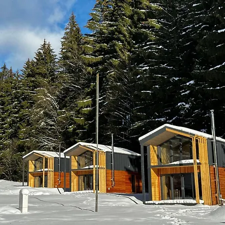 Luxe Timber & Pet Retreat By Interhome *