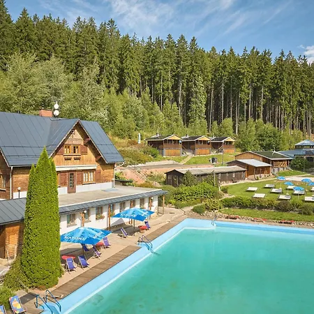 Luxe Timber & Pet Retreat By Interhome