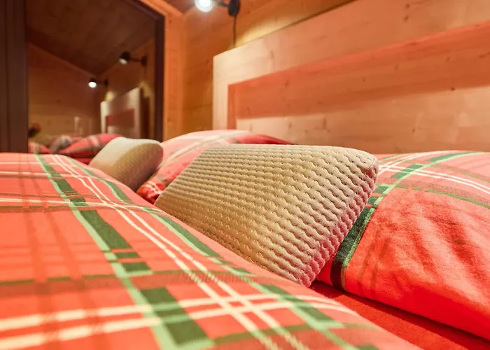 Chalet Luxe Timber & Pet Retreat By Interhome *