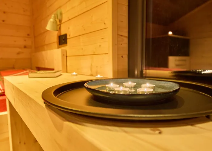 Chalet Luxe Timber & Pet Retreat By Interhome *