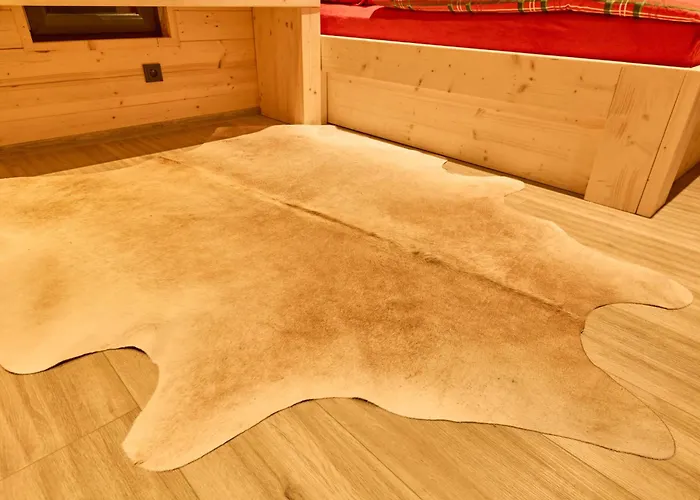 Luxe Timber & Pet Retreat By Interhome *
