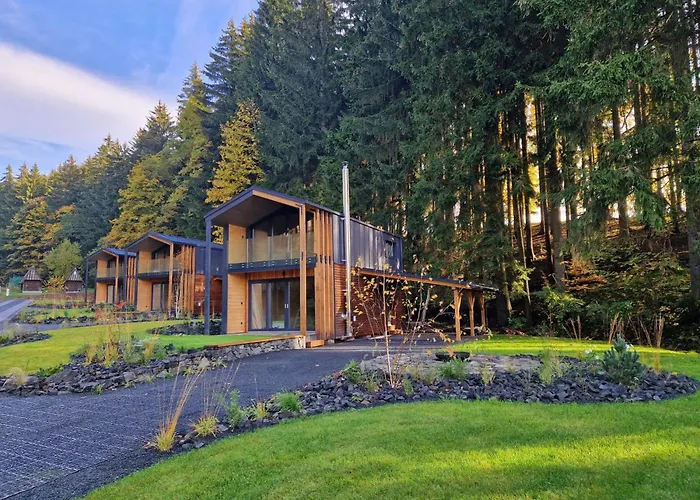 Luxe Timber & Pet Retreat By Interhome *