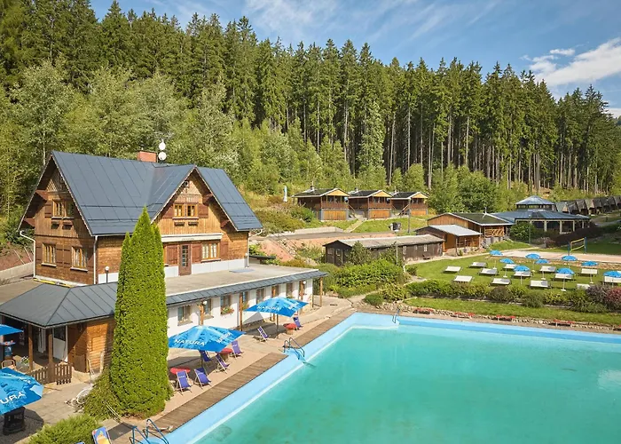 Luxe Timber & Pet Retreat By Interhome